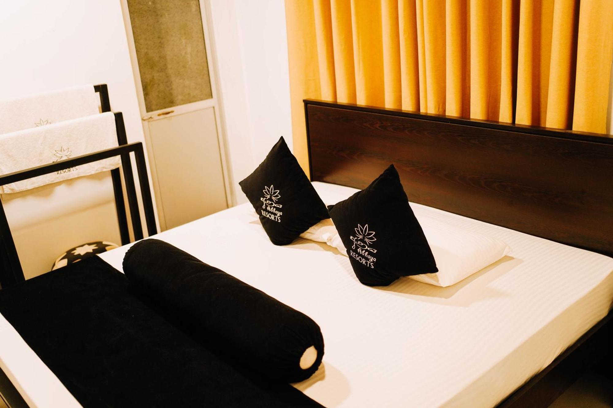 Abhaya Resorts أنرادابورام المظهر الخارجي الصورة